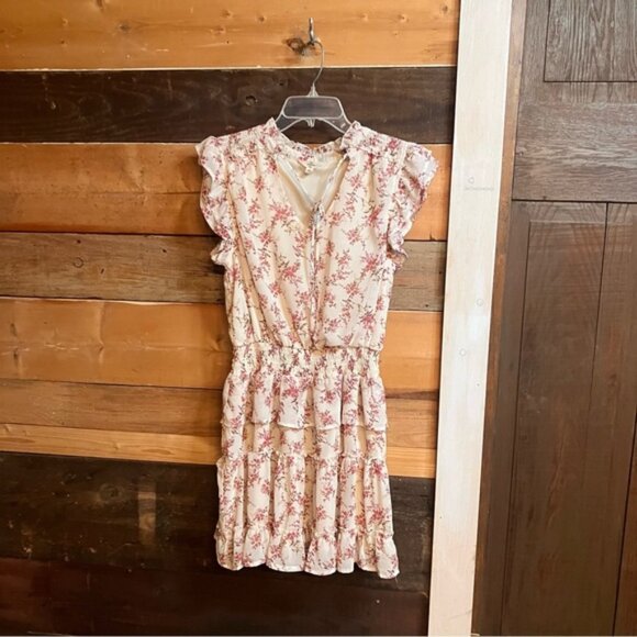 Entro White and Pink Floral Top - Picture 1 of 11
